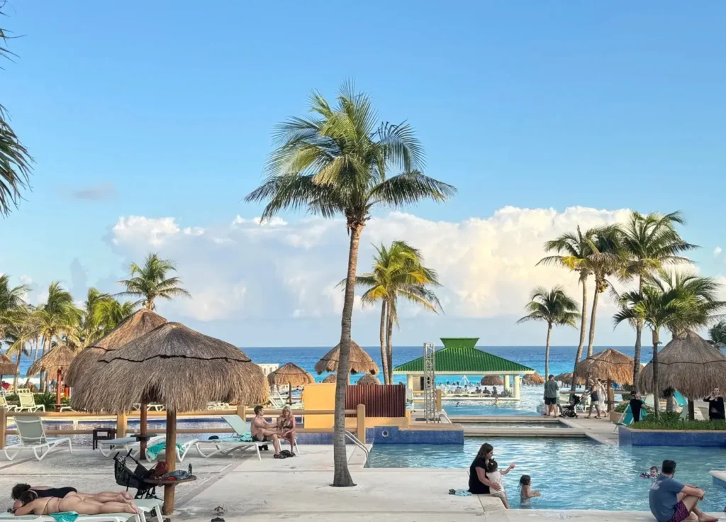 Iberostar Selection Coral Cancún-1