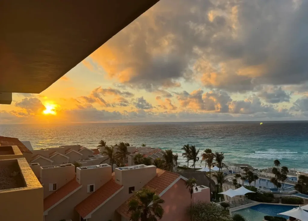 Wyndham Grand Cancún-2